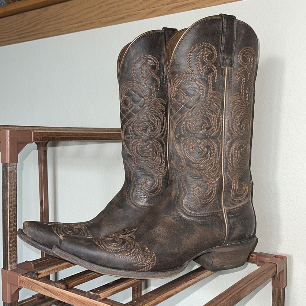 SOLD ❌ Ariat | Womens Cowboy Boots Size 7B
